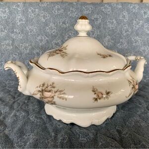Johann Haviland Tureen